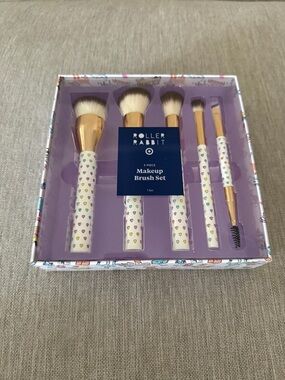 Roller Rabbit White Heart-Print 5-Piece Makeup Brush Set with Gold Ferrules
